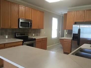 Building Photo - 11217 Jockey Bluff Dr