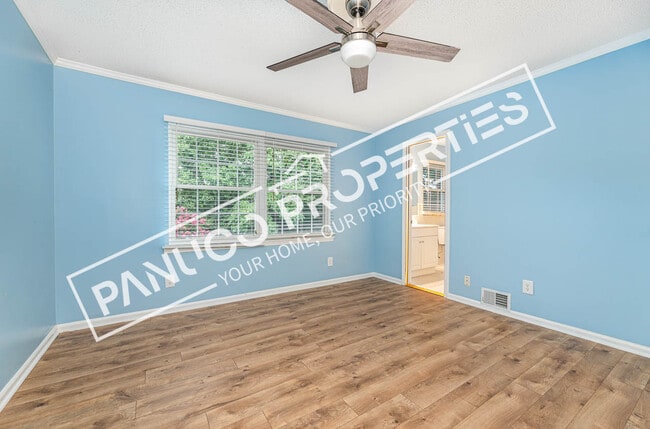 Building Photo - 4716 Champion Ct