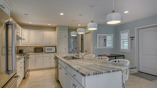 Building Photo - 3708 Sandspur Ln