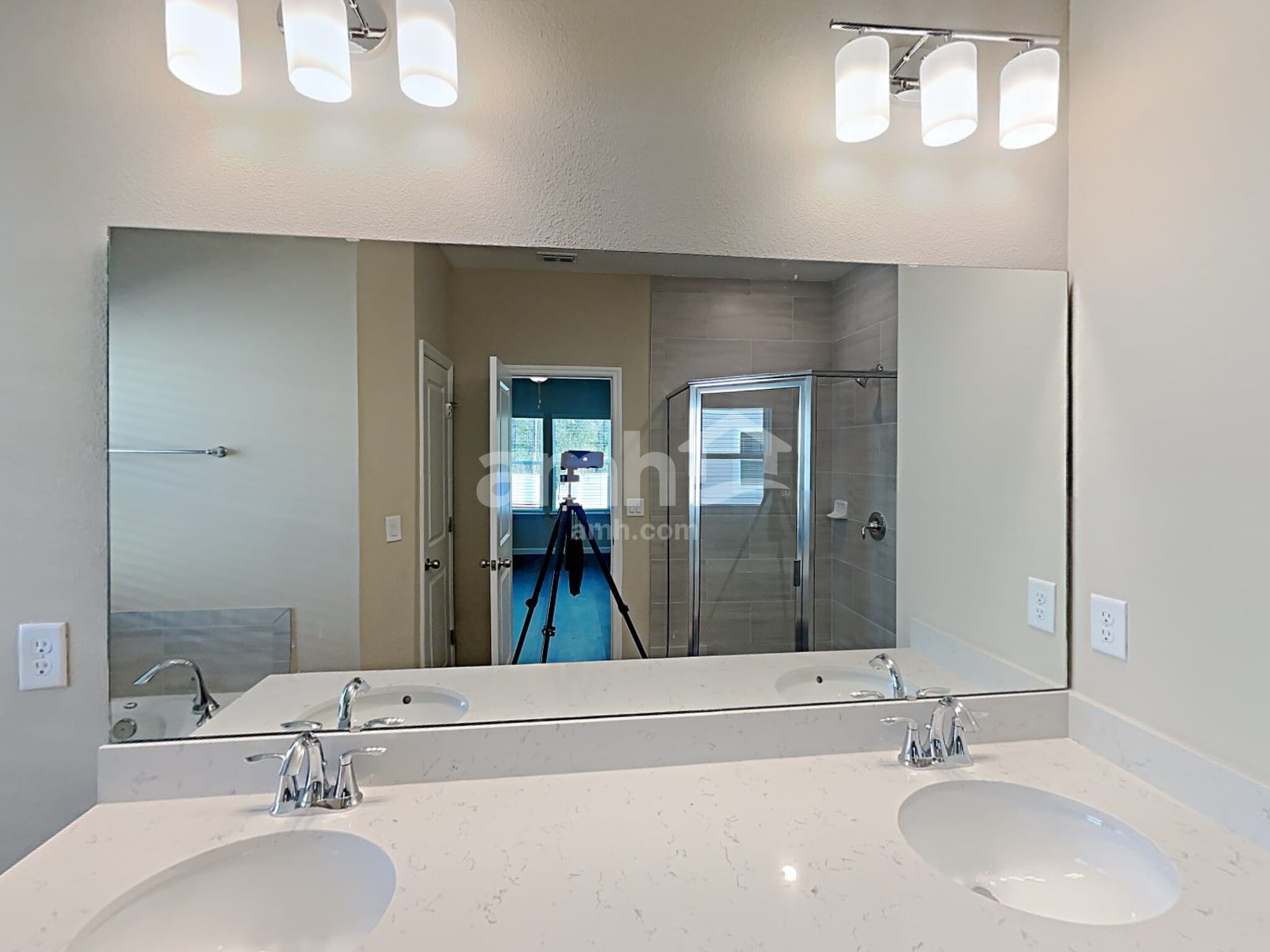 Building Photo - 238 Hemlock Pt