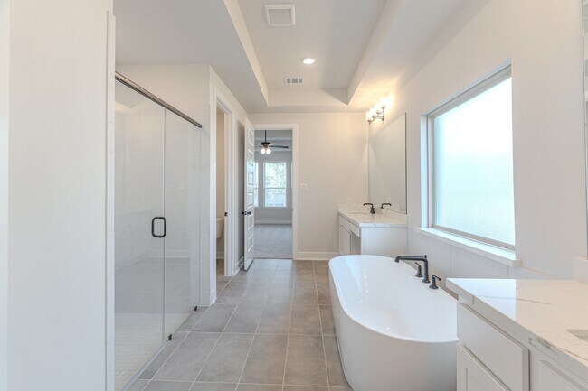 Building Photo - 119 Mockingbird Trails Dr