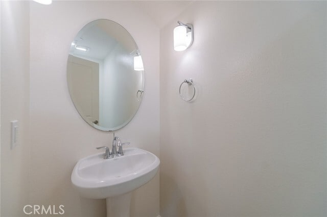 Building Photo - 3002 E Via Fiano