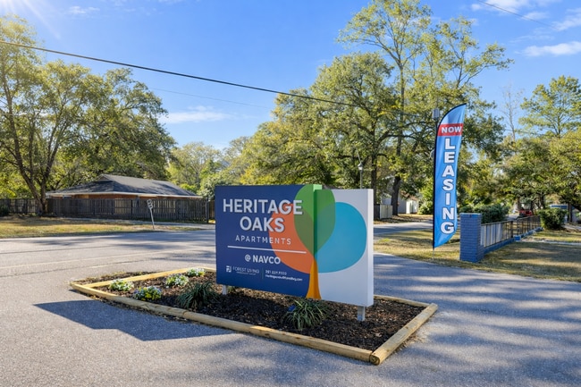 Building Photo - PROMOTION- Heritage Oaks @ Navco