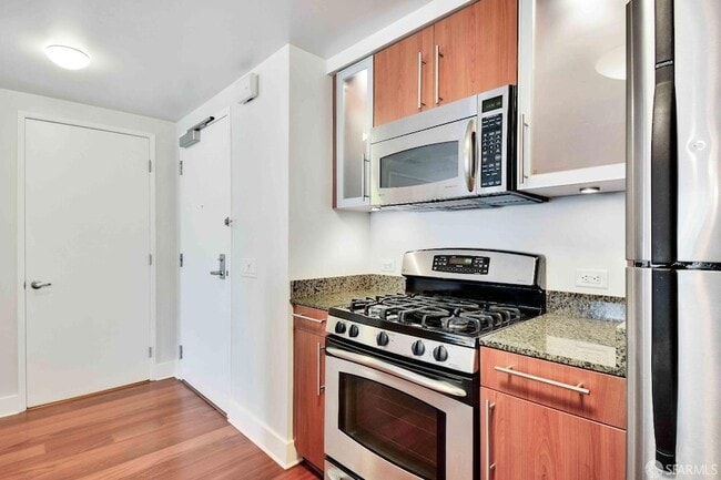 Building Photo - 50 Lansing St