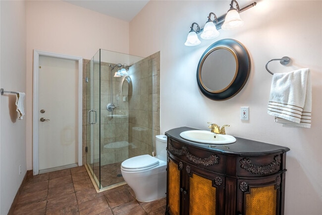 Building Photo - 2999 Banyan Rd