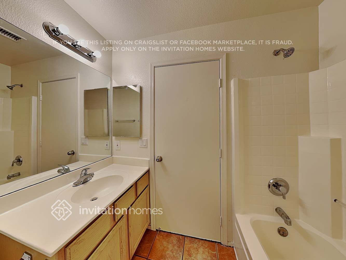 Building Photo - 6991 W Kings Ave