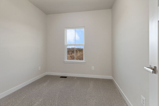 Building Photo - 4677 Drysdale St