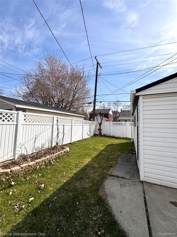 Building Photo - 511 S Campbell Rd