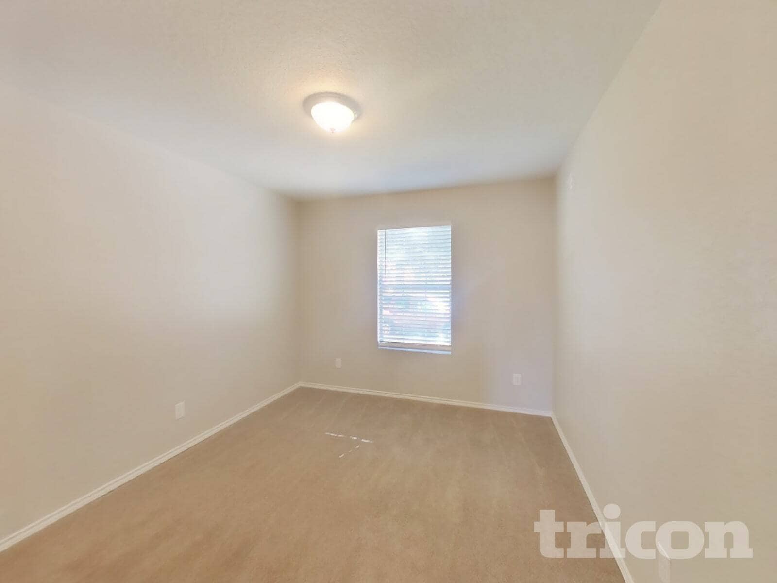 Building Photo - 8615 Silver Willow