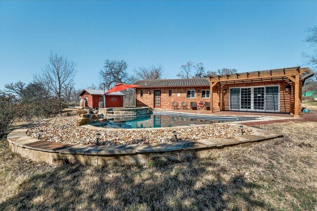 Building Photo - 1059 State Hwy 95