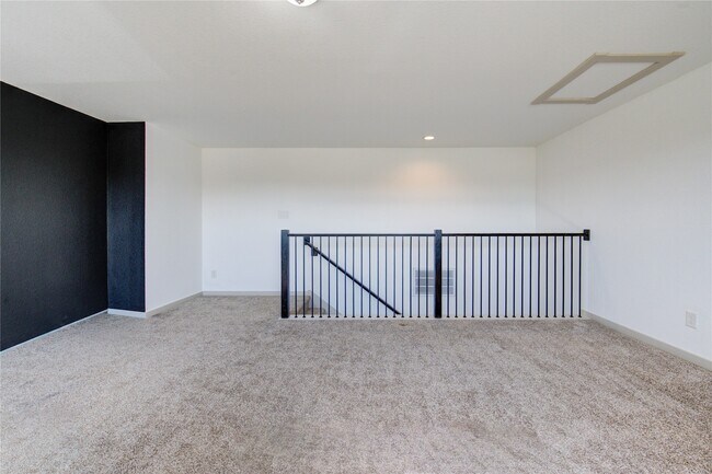 Building Photo - 29631 Ella Larchmont Ct