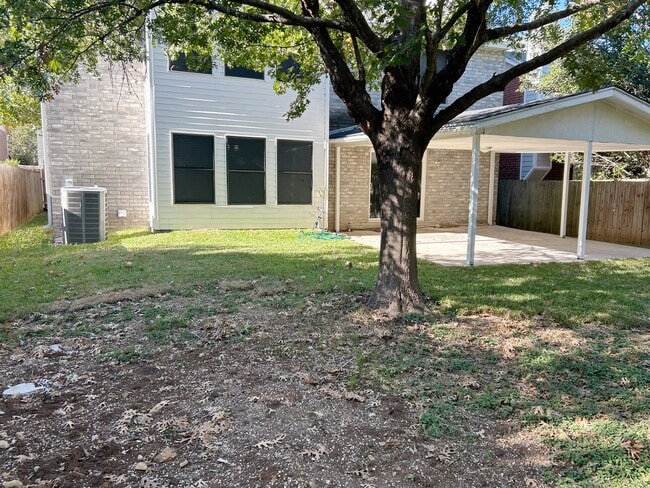 Building Photo - 16718 Stoney Glade