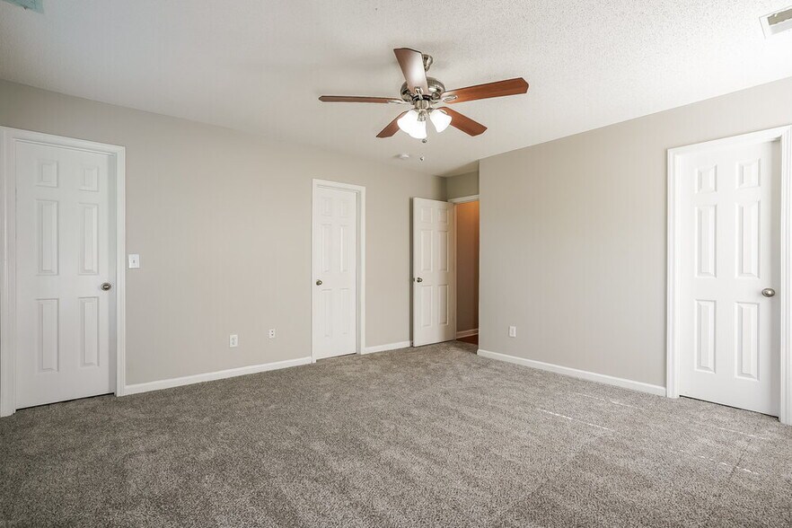 Building Photo - 6029 Silkwater Ct