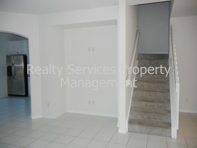 Building Photo - 3350 Antica St