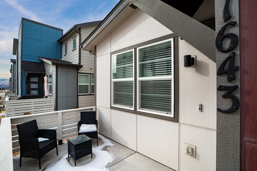 Building Photo - 1643 Rose Quartz Hts