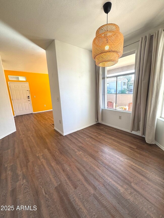 Building Photo - 3830 E Lakewood Pkwy W