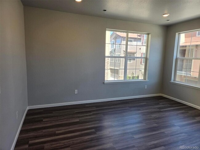 Building Photo - 2220 Santini Trl