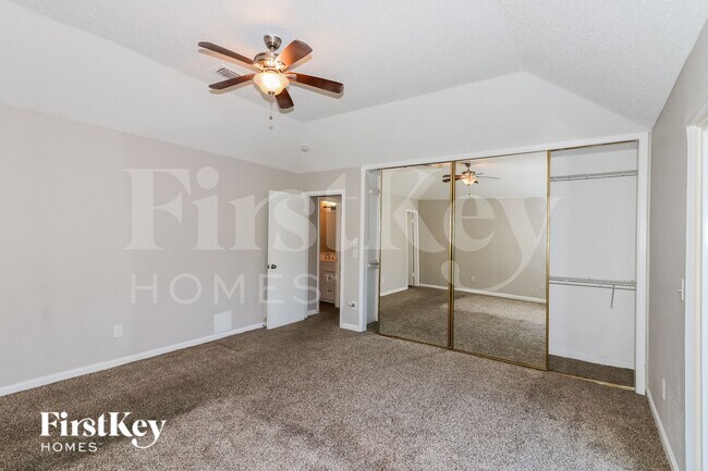Building Photo - 18115 Brooknoll Dr