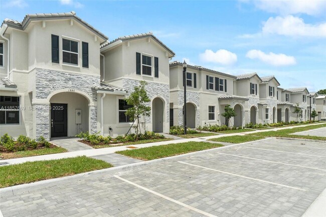 Building Photo - 1870 SE 26th Ter