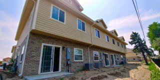 Building Photo - Sable Townhomes (27SA)