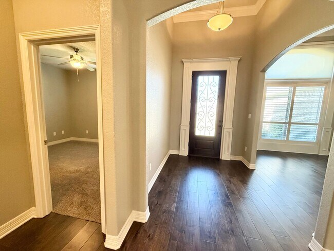 Building Photo - 7332 Kingsport Ln