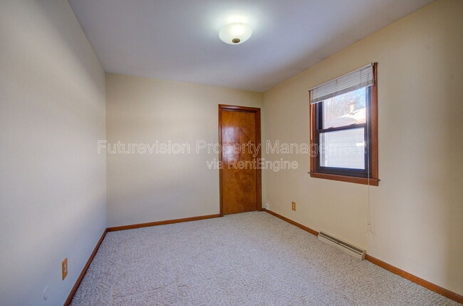 Building Photo - 634 Hays