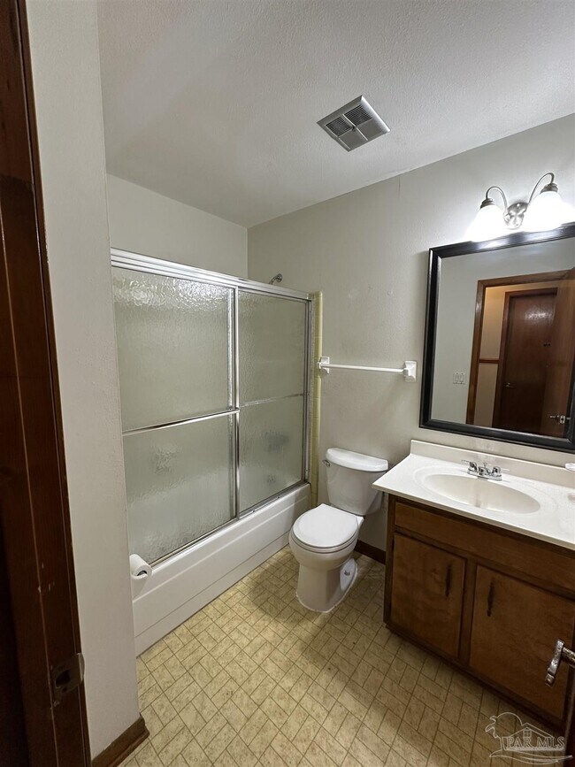 Building Photo - 2952 Breckenridge Dr