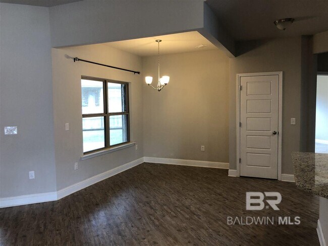 Building Photo - 23738 Havasu Dr