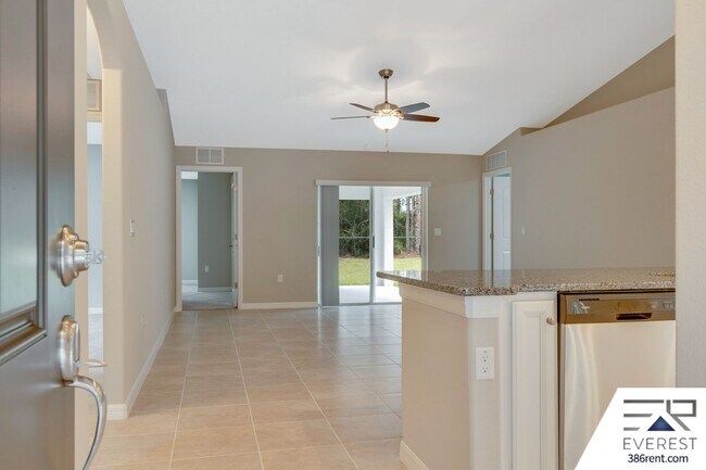 Building Photo - FULLY FENCED 4/3/2 IN DESIRABLE SEMINOLE WOODS