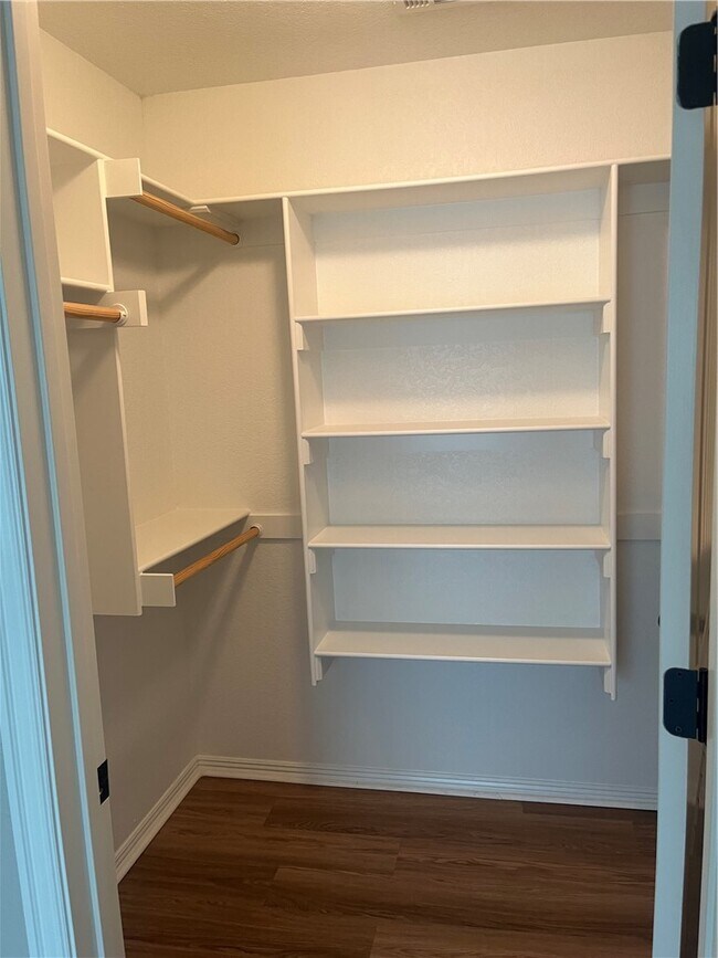 Building Photo - 3446 Cherry Knoll Cir