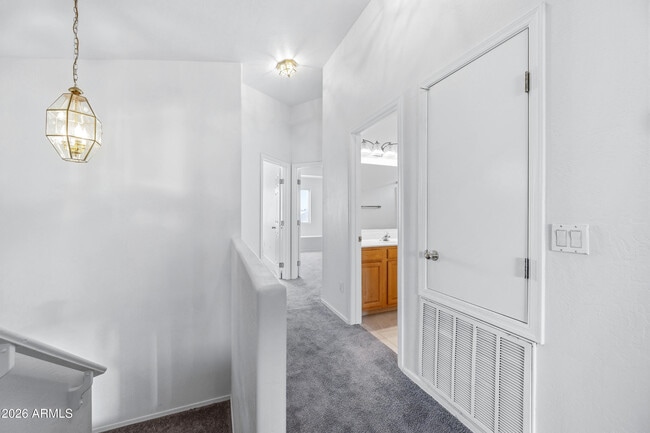 Building Photo - 9054 W Custer Ln