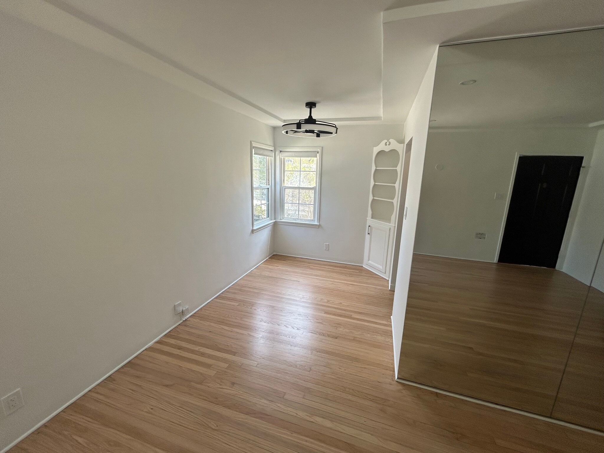 Building Photo - 10574 Ayres Ave