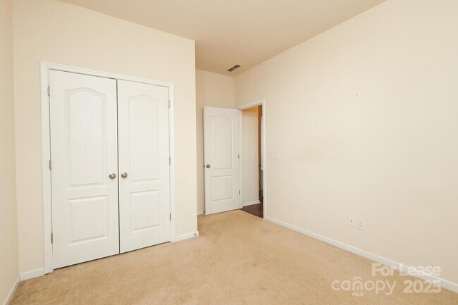 Building Photo - 1512 Sunflower Field Pl