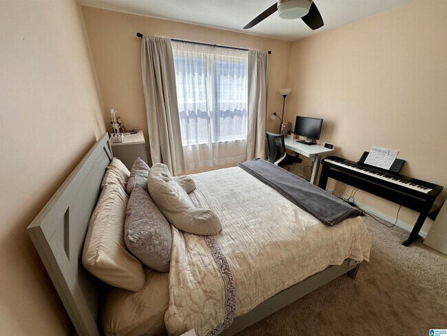 Building Photo - 2020 5th Ave S