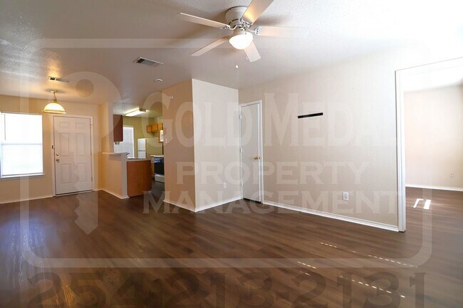 Building Photo - 1708 Spring Rose Cir