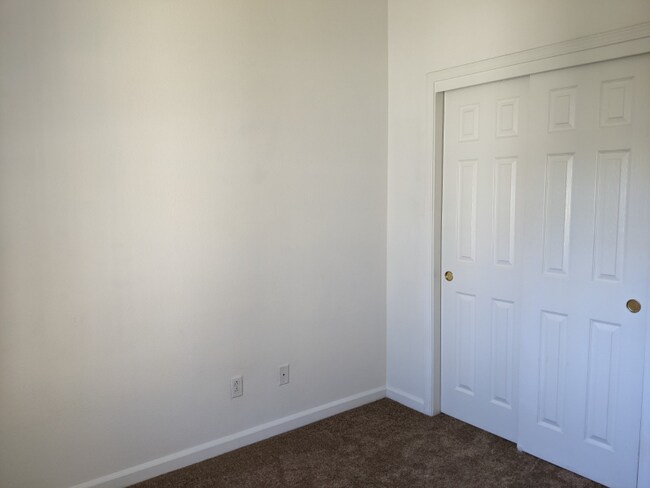 Building Photo - 129 Pacchetti Way