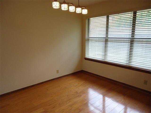 Building Photo - 9903 Grand Oak Dr