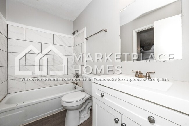 Building Photo - 4028 Sewall Dr SW