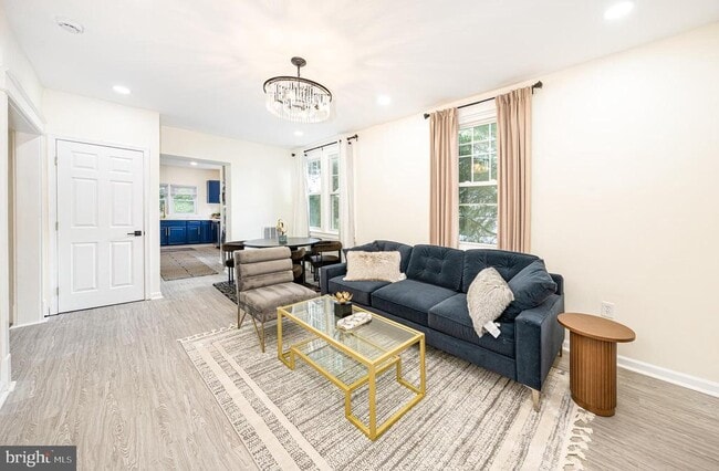 Building Photo - 2800 Upshur St