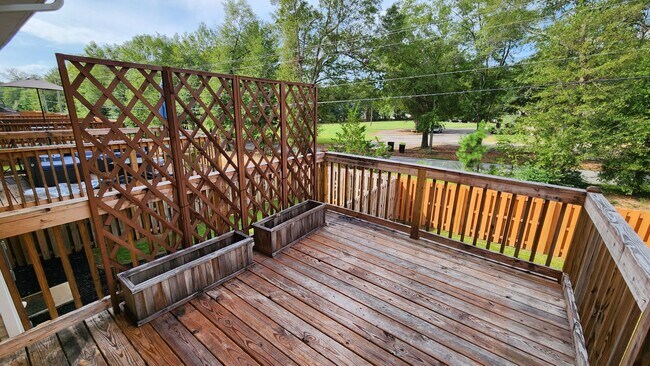 Building Photo - Simpsonville - Baldwin Ridge - Convenientl...