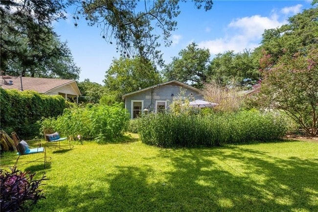 Building Photo - 4407 Lareina Dr