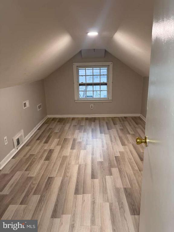 Building Photo - 3007 Elmwood Dr