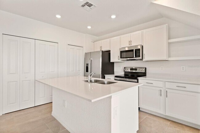 Building Photo - 14145 Lilac Sky Ter