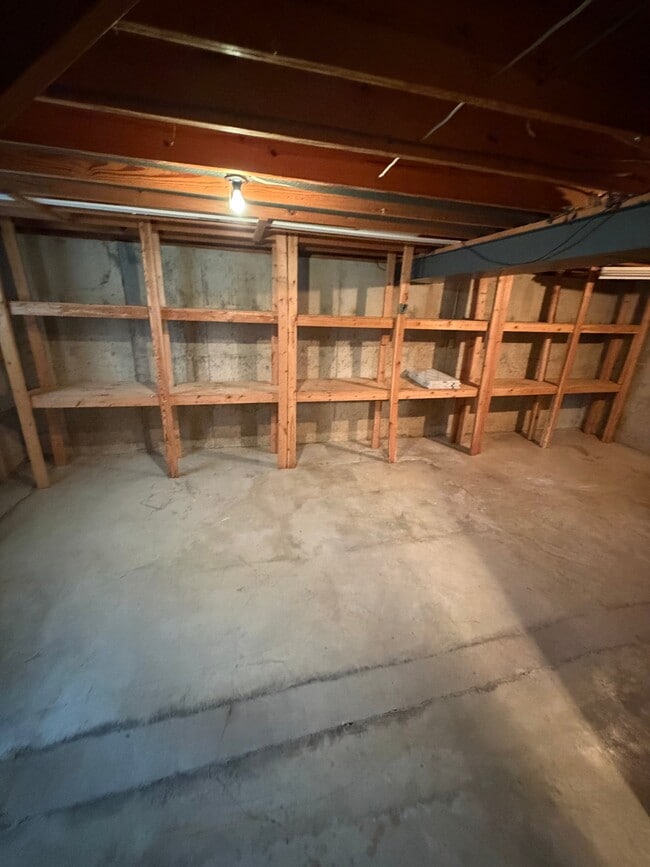 Building Photo - 15 Jill Marie Ct
