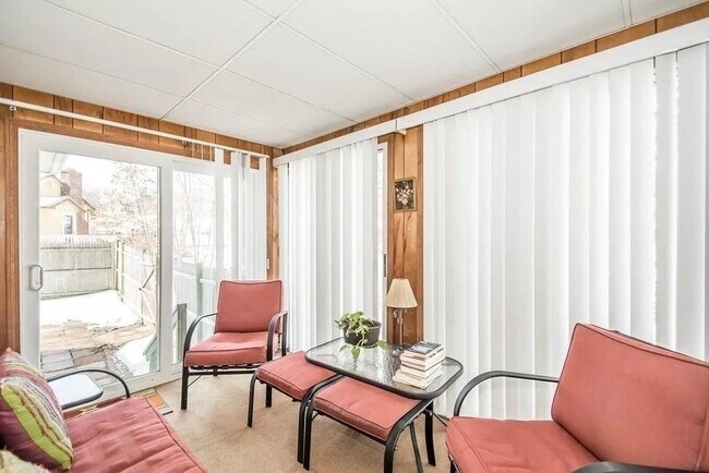 Building Photo - 78 Lorenzo Cir