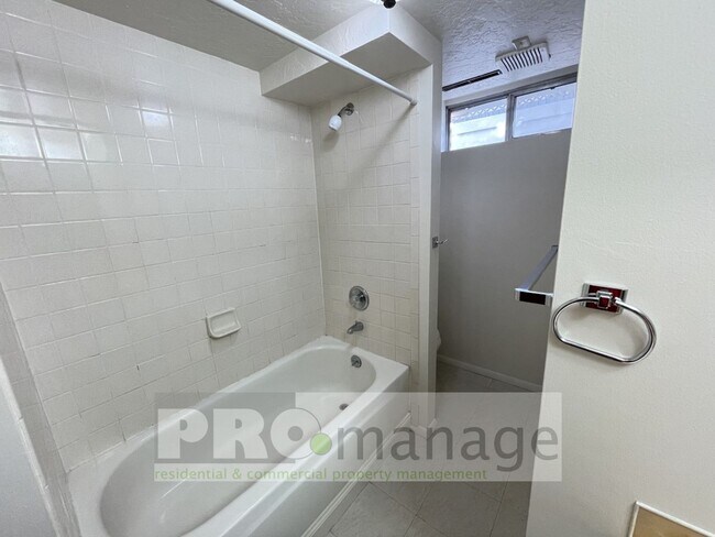 Building Photo - 245 I St