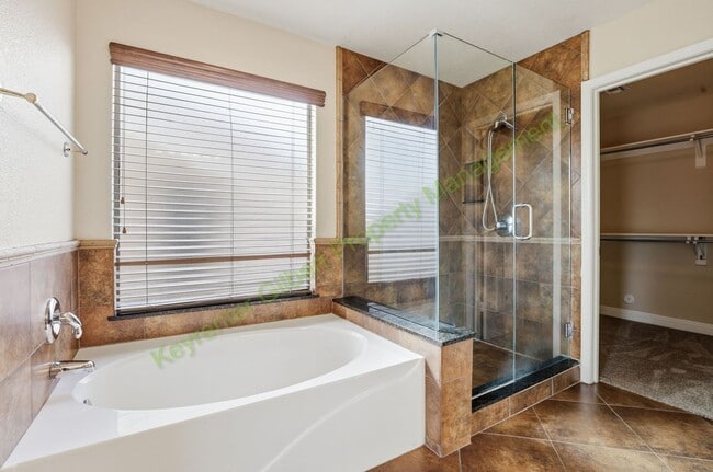 Building Photo - Charming 3-bed/2-bath Gilbert Home in Prime Location!