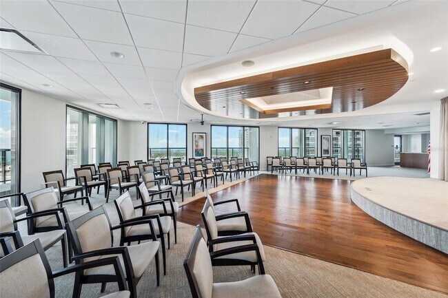 Building Photo - 1 Beach Drive SE Unit 1614