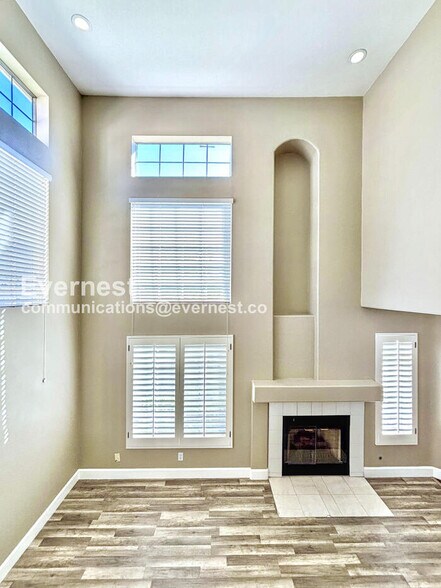 Building Photo - 25236 Via Catalina