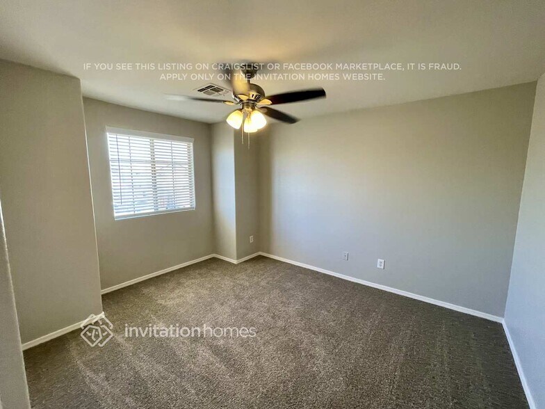 Building Photo - 12931 W Soledad St